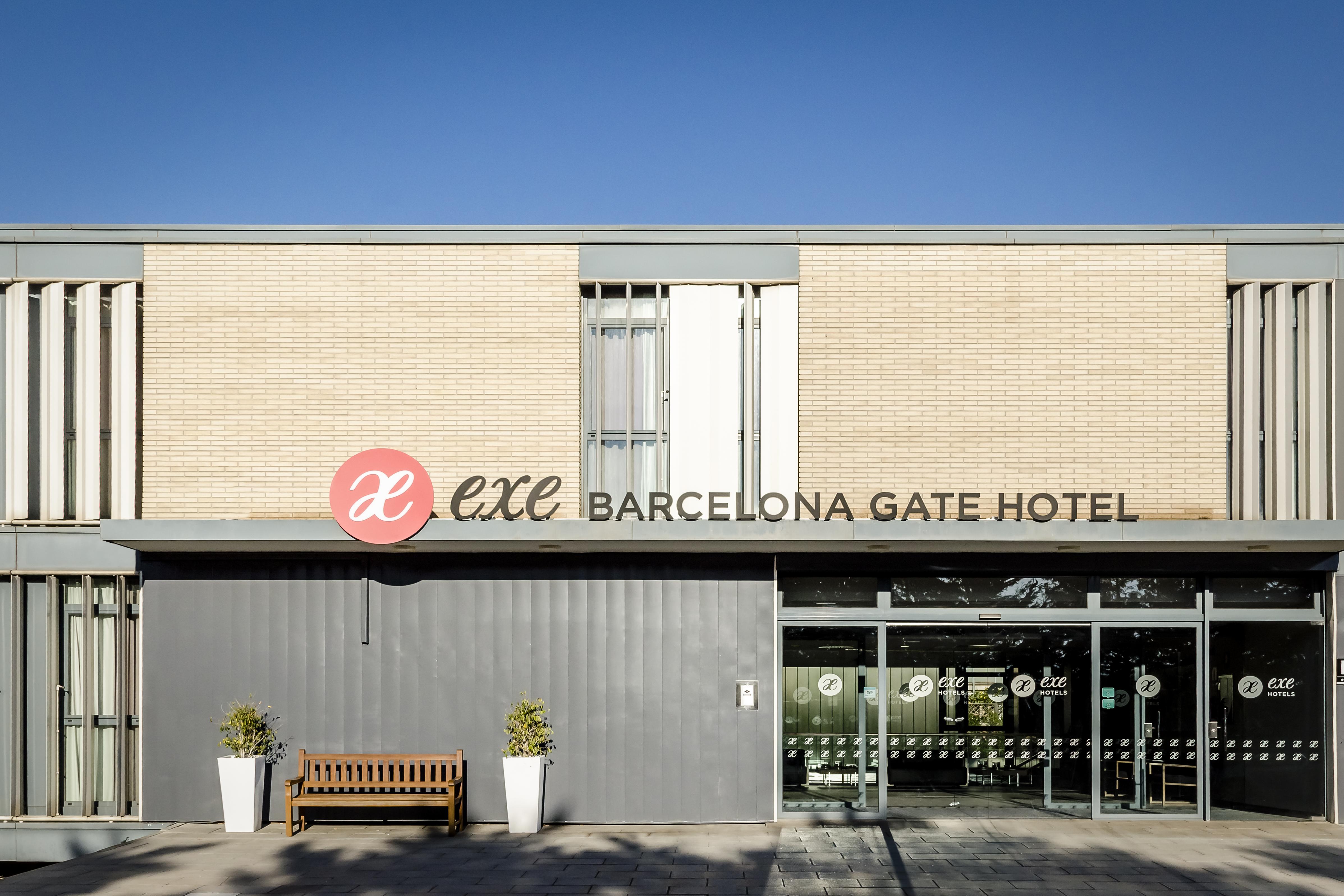 Hotel Exe Barcelona Gate Sant Joan Despí Kültér fotó